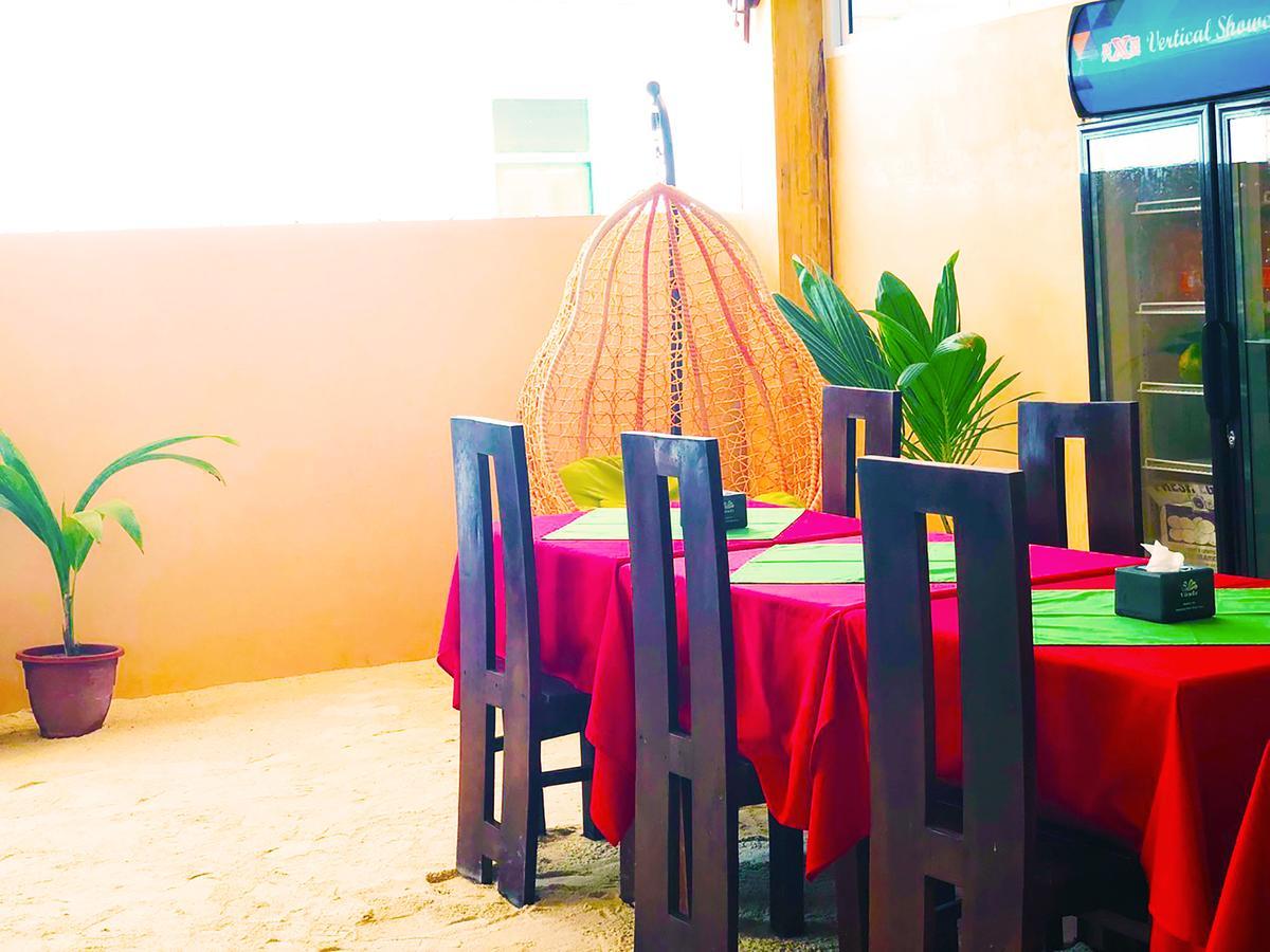 Maafushi Village Exterior photo